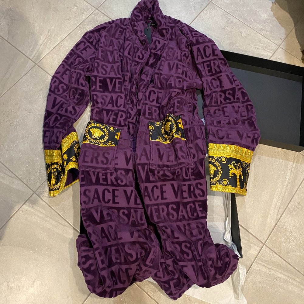 Versace I Love Baroque Bathrobe Size: 3XL PURPLE!
